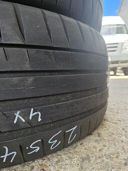 235/40R19 96Y XL Pilot Sport 4 MICHELIN - 3