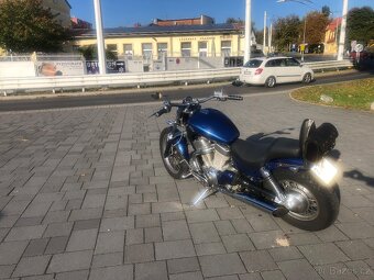 Suzuki Intruder VS 1400 - 3