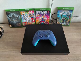XBOX ONE X - 3