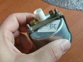 B85 Teploměr budík Škoda 105 110 R 120 130 nový - 3