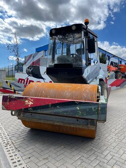 Tahačový válec BOMAG BW 177 D4 - 3