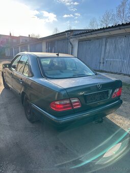 Mercedes w210 E200 CDI - 3