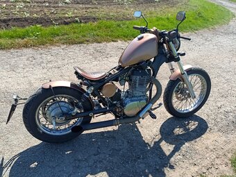 Suzuki LS 650 - 3