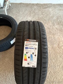Hankook Ventus Prime 4 225/45 R17 - 3