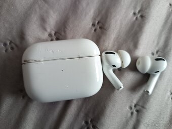 originálne Apple AirPods Pro (1. generácia) s MagSafe nabíja - 3