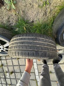 Prodám sadu letních pneu s titany 225/55R16 - 3