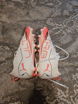 Prodam kopacky Puma ultra vel.37 - 3