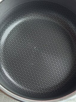 ONYX COOKWARE™ HYBRIDNÍ NEPŘILNAVÝ KASTROL - 3