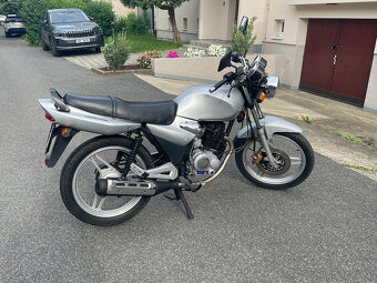 Yuki 125 Sport - 3