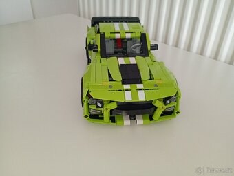 LEGO Technic 42138 Ford Mustang Shelby GT500 - 3