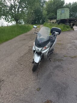 Suzuki Burgman AN 250 - 3