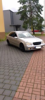 Prodám Mercedes Benz c 22cdi velice dobře stavu 22cdi - 3