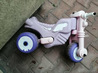 Dětská plastová tříkolka – motorka - 3