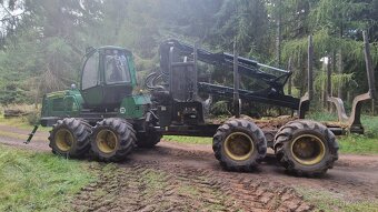 Vyvážecí souprava JOHN DEERE 1110E - 3