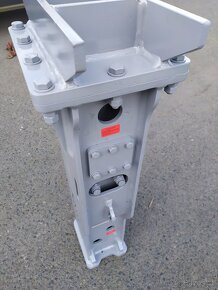 BOURACÍ KLADIVO HARDY HD/DB300 2,5-4,5T 180KG, CAT B4 - 3