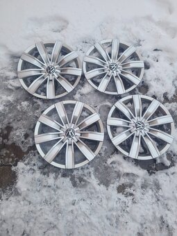 Prodám kryty kol ( poklice ) original VW 17" - 3