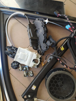 škoda superb III náhradní díly dveří - 3