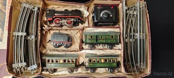 Stoleté vláčky nejlepších značek MÄRKLIN a BING - 3