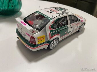 Škoda Octavia WRC 1:18 - 3