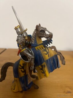 Schleich rytíř s mečem na koni - 3