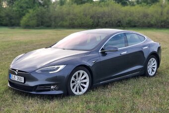 Tesla model S 90D, Nízký nájezd, DPH - 3