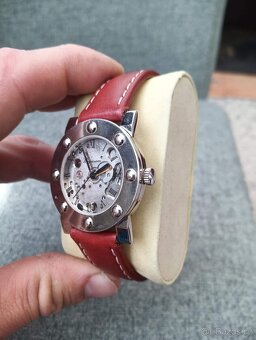 Zaujímavé atypické hodinky - naťahovacie, mechanické - 3
