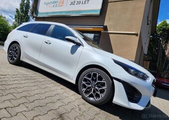 Kia Cee´d 1.5-GT-Line-DPH-ZÁRUKA-PAKETY - 3