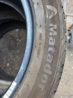 215 50 17" Matador Hectora 3 - 3