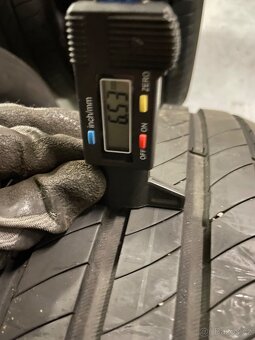 Sada 4ks letni pneu Michelin 215/60/17 85% - 3