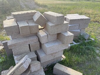 Tepelná izolace ROCKWOOL FRONTROCK PLUS 200 - 3