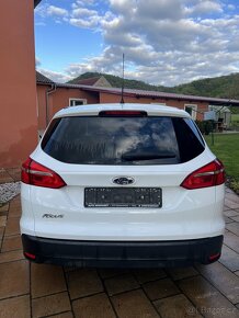 Ford Focus 1.6 - 3