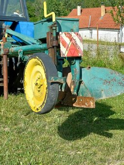 Čtyřradliční pluh za traktor - 3