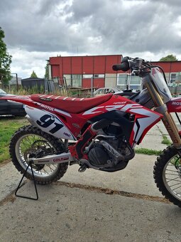 Honda CRF 450 R r.v.2017 - 3