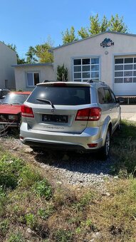 Fiat Freemont 2.0 diesel 7 místní 4x4 A/T - 3