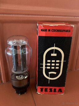 Elektronka Tesla AZ 4 - 3