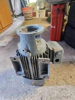 Motor - 3