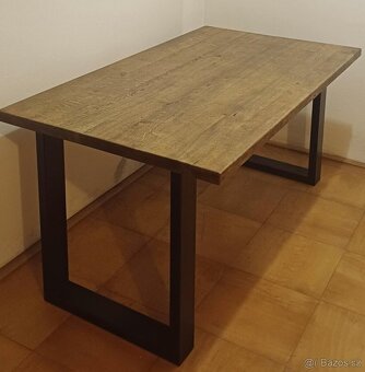 Prodám masívní dubový stůl do kuchyně / k počítači 160x90cm - 3