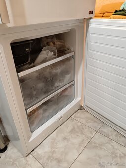 lednice s mrazákem, kombinovaný sporák - 3