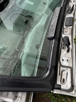 Bmw e39 tour zadní okno s rámem - 3