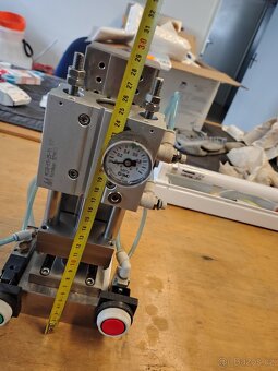 Pneumatický lis - 3