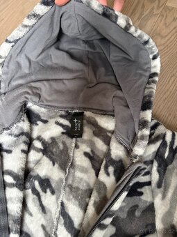 Fleecový overal C&A vel. 140 - 3