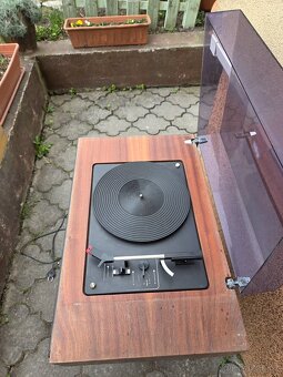 Gramofon Tesla Synkopa 1032 A - 3