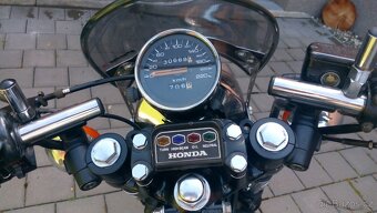 Honda CB550K - 3