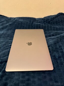 MacBook Pro 2018 15,4” 32gb, 1Tb, i7 2,2GHz - 3
