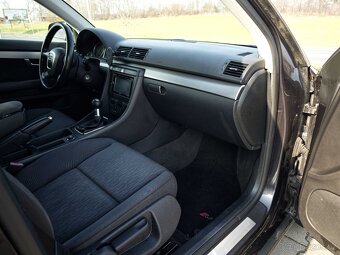 Prodám Audi A4 B7 1.9 TDI, r.v. 2007 - 3