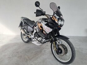 Honda XRV 750 Africa Twin - 3