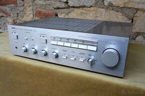 YAMAHA A 520 - 3