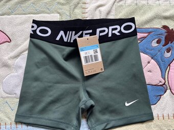 Nike Pro kratasy - 3