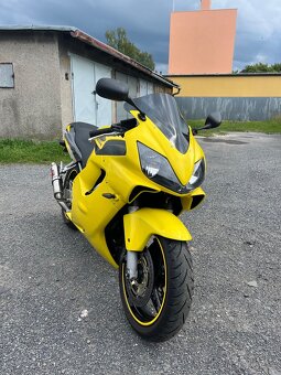 Honda CBR600F - 3