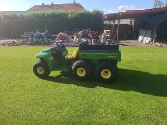 John deere gator - 3